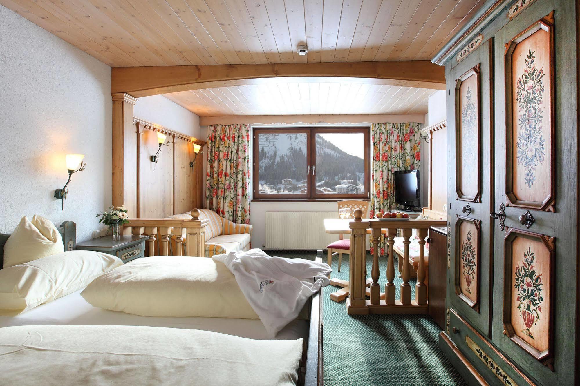 Hotel Anemone Лех ам Алберг Екстериор снимка