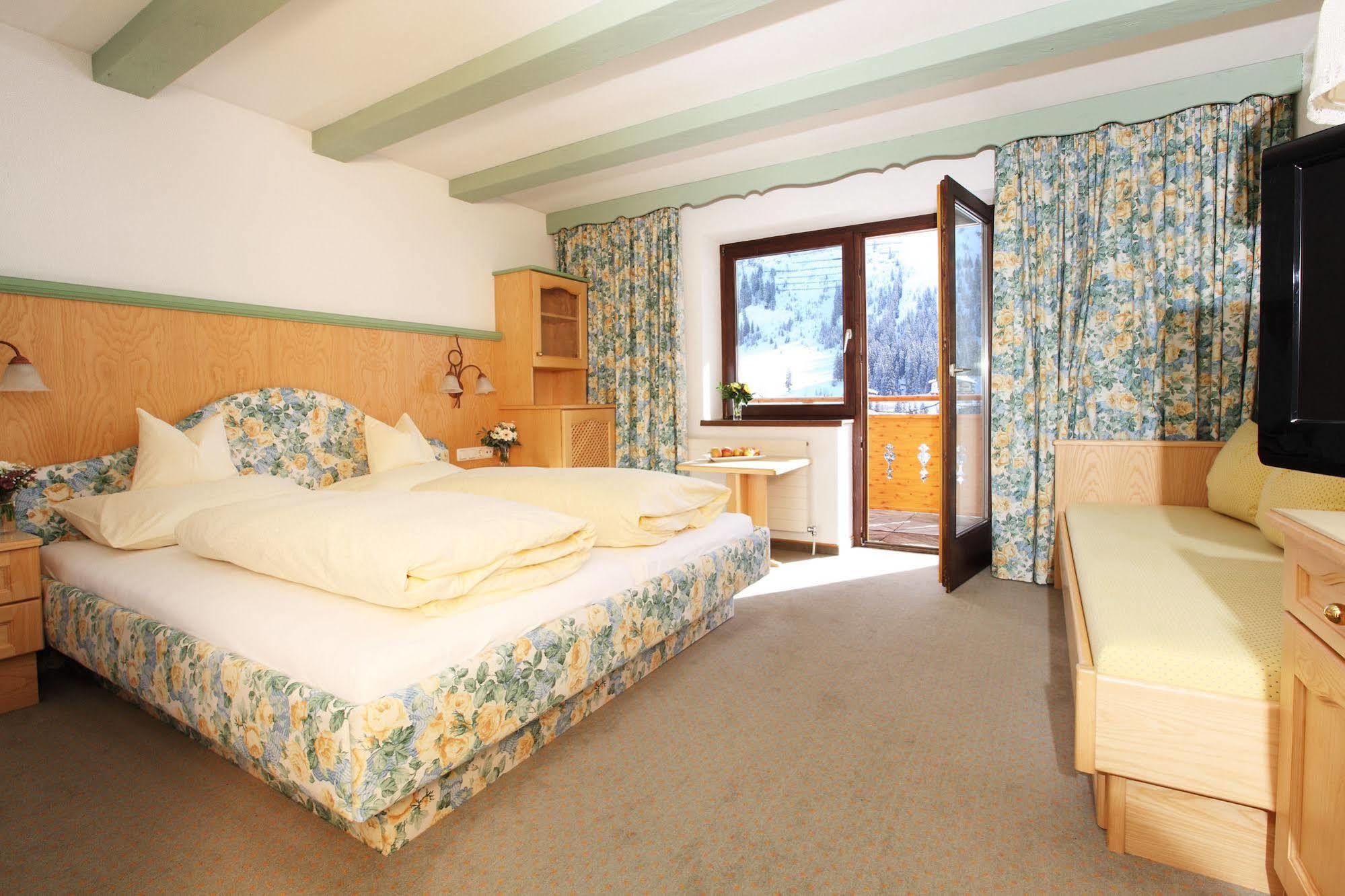 Hotel Anemone Лех ам Алберг Екстериор снимка