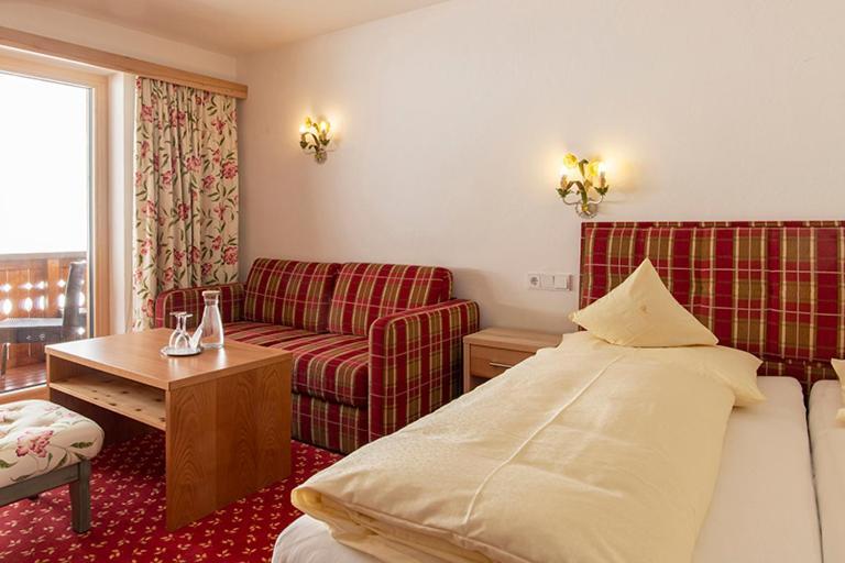Hotel Anemone Лех ам Алберг Екстериор снимка